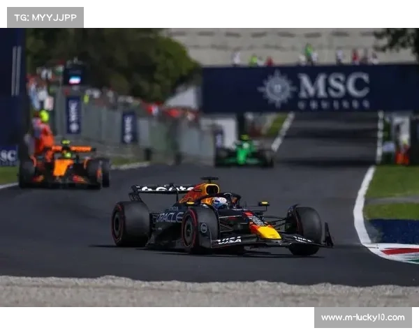 维斯塔潘创意大利站排位赛历史最快圈速 迈凯伦双车紧随其后