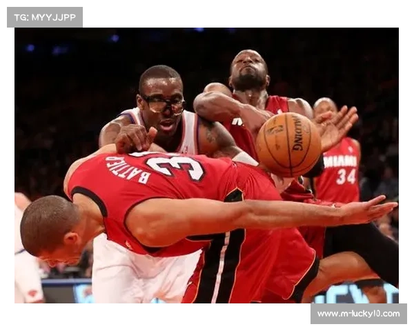 热火2-3联防限制突破，首节防守策略导致对手多次失误